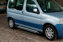 Peugeot Partner 1996-2008 Estribos Laterales Rainbow (2 uds., Aluminio) foto 1