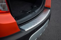 Chevrolet Trax 2012-2023 Protector de Parachoques Trasero OmsaLine Acero Inoxidable foto 1