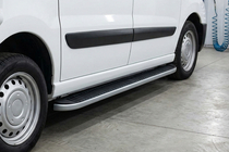 Citroen Jumpy 2007–2017 Estribos Laterales Tayga Grey (2 uds., Aluminio) foto 1