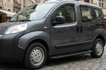 Citroen Nemo 2007-2017 Estribos Laterales Allmond Black (2 uds., Aluminio) foto 1