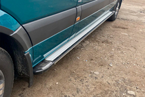 Mercedes Sprinter W906 2006–2018 Estribos Laterales Rainbow (2 uds., Aluminio) Largo/ExtraLargo foto 2
