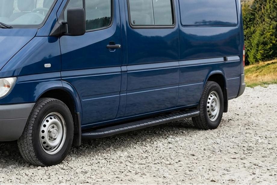 Volkswagen LT 1995-2006 Estribos Laterales Bosphorus Black (2 uds., Aluminio) Image
