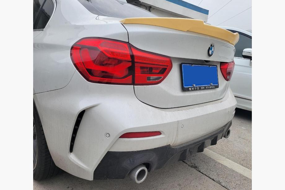 BMW 1 Series F20/F21 2011-2019 Alerón estilo M4 (para F52, negro brillante) Image