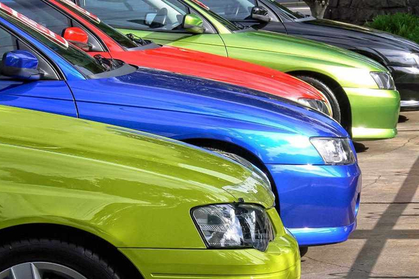 ¿En qué influye el color del coche?