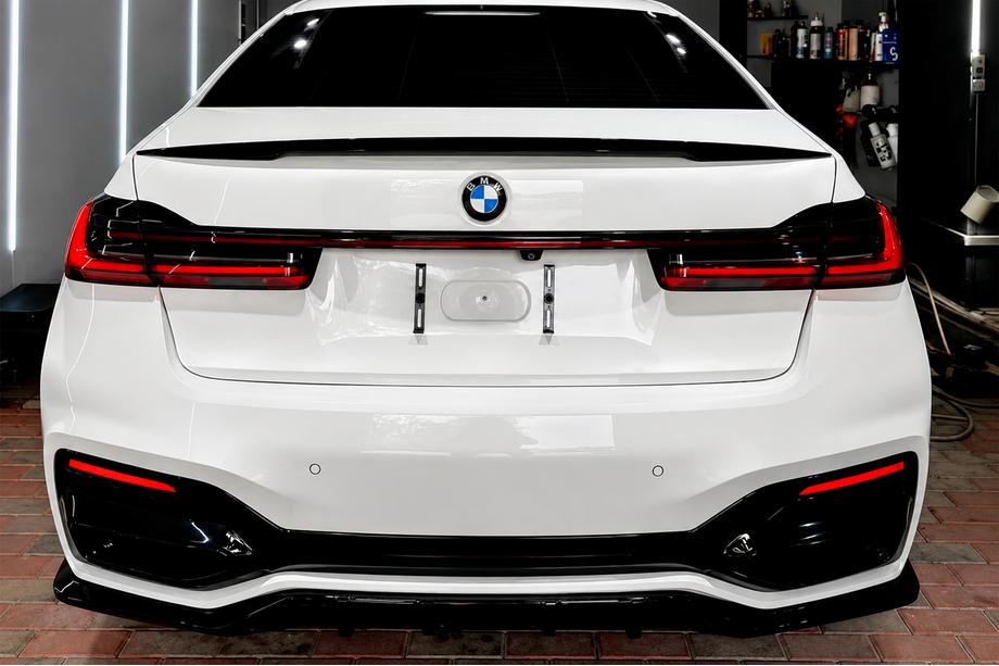 BMW 7 Series G11/G12 2015-2022 Alerón P-Style (Negro Brillante) Foto 2