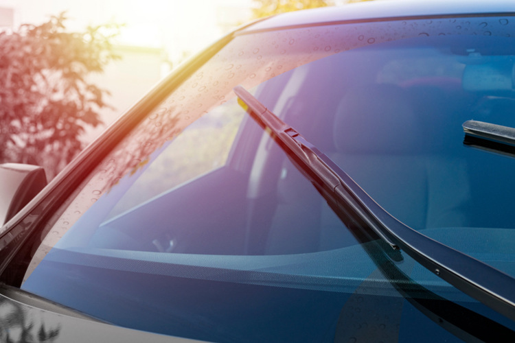 Vidrio atérmico para coches: ¿qué es y cómo funciona?