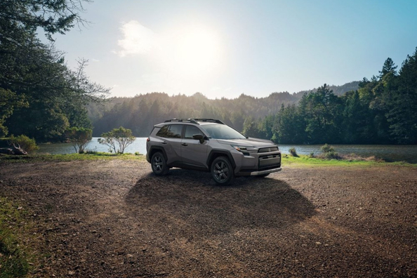 Toyota RAV4 2026 (6.ª gen): ficha técnica, acabados, precios en Ucrania, fotos Foto 4