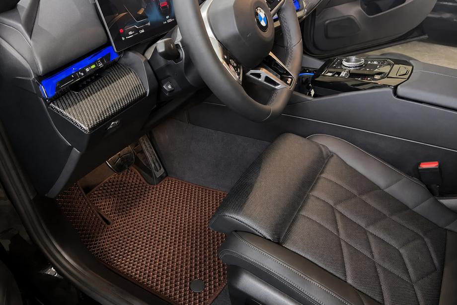 BMW 5/i5 Series G60/G60E/G61 2023- Alfombrillas EVA (Para G60/61, Marrón) Image