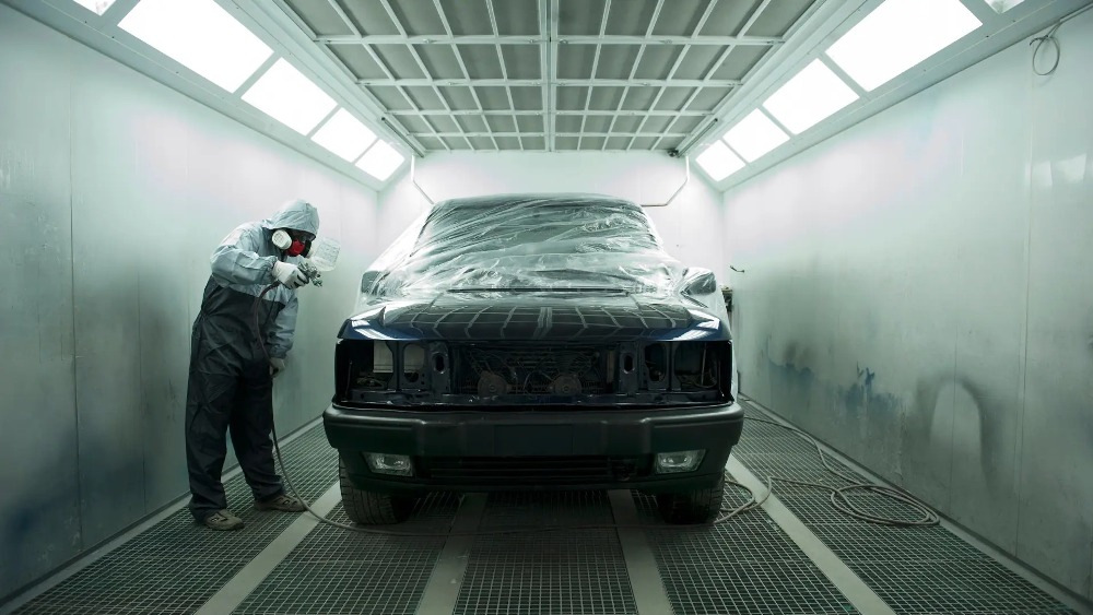 ¿Cómo elegir el lugar adecuado para pintar un coche?