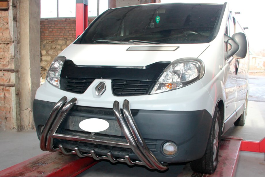 Nissan Primastar 2002-2014 Defensa Delantera F1-01 (Acero Inoxidable) Foto 2