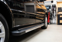 Mercedes Viano 2004-2014 Estribos Laterales RedLine V1 (2 uds., Aluminio) foto 1
