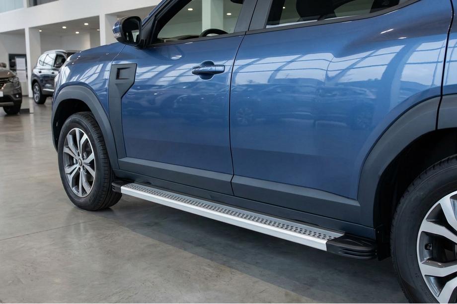 Renault Duster 2024- Estribos Laterales Maya V2 (2 uds., Aluminio) Image
