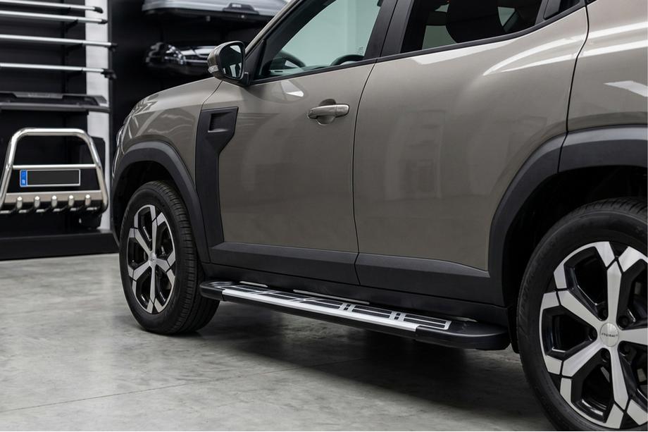 Renault Duster 2024- Estribos Laterales Sunrise (2 uds., Aluminio) Image