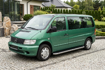 Mercedes Vito W638 1996-2003 Estribos Laterales Maydos V1 (2 uds., Aluminio y Acero Inoxidable) foto 1