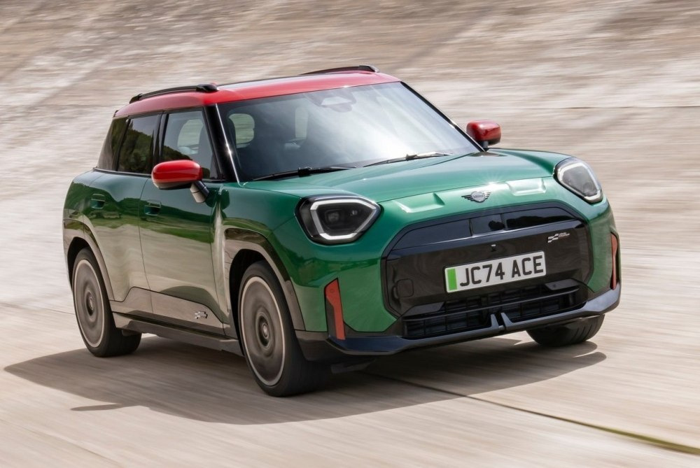 Reseña del MINI John Cooper Works Aceman Eléctrico 2025
