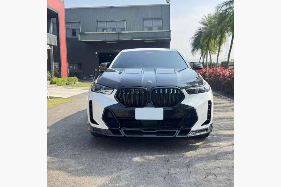 BMW X6 G06 2019–2027 Kit de carrocería Carbon LMC (2023-) Image