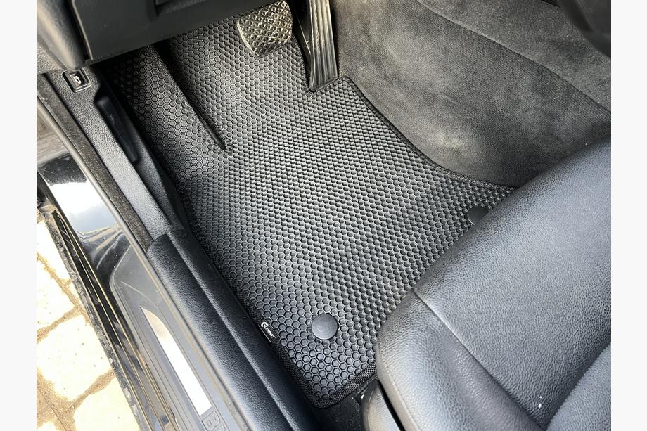 BMW 5 Series F10/F11 2010–2016 Alfombrillas de goma Carsuit 2013-2016 (negras) Foto 1