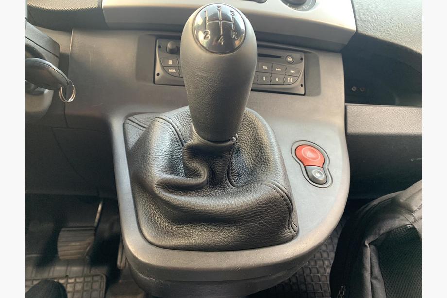 Renault Kangoo 2008–2020 Funda Palanca de Cambios Piel Negra Foto 1