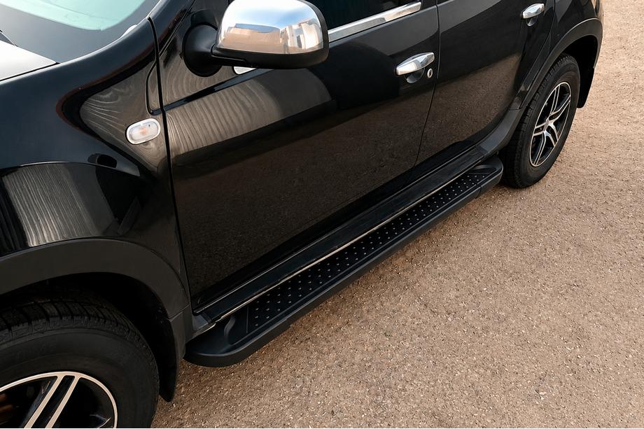 Renault Duster 2008–2017 Estribos Laterales Allmond Black (2 uds., Aluminio) Image