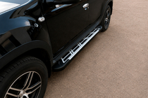 Renault Duster 2008–2017 Estribos Laterales Sunrise (2 uds., Aluminio) foto 1