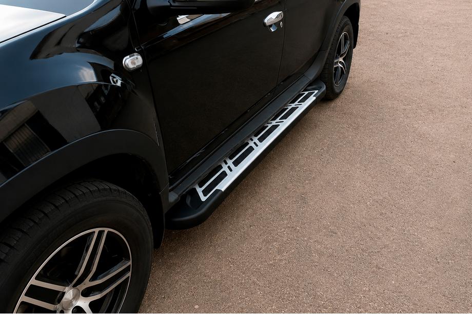 Renault Duster 2008–2017 Estribos Laterales Sunrise (2 uds., Aluminio) Image