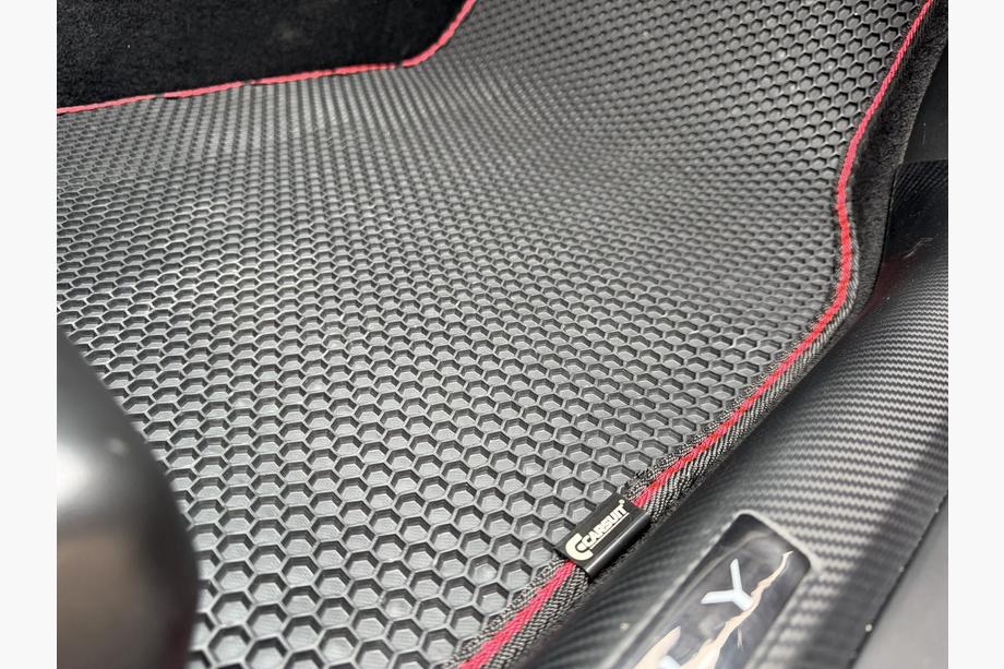 Tesla Model Y 2020- Alfombrillas de goma Carsuit (2020-2024, negras) Foto 3