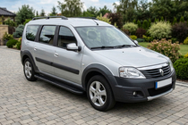 Renault Logan MCV 2005-2013 Estribos Laterales Bosphorus Black (2 uds., Aluminio) foto 1