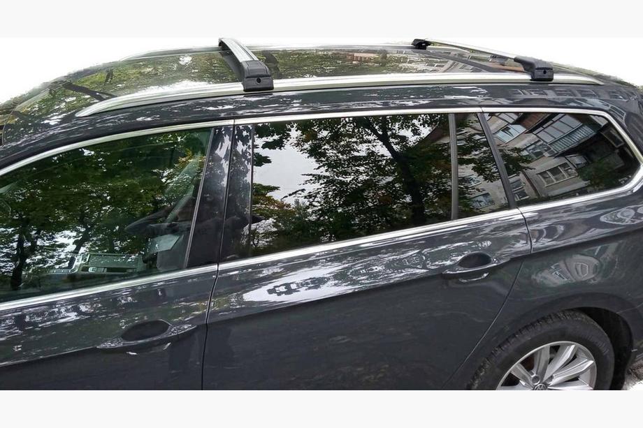 Volkswagen Passat B8 2015-2023 Barras de techo (travesaños) para raíles integrados con llave WingCarrier V2 (2 uds) Negro Foto 1