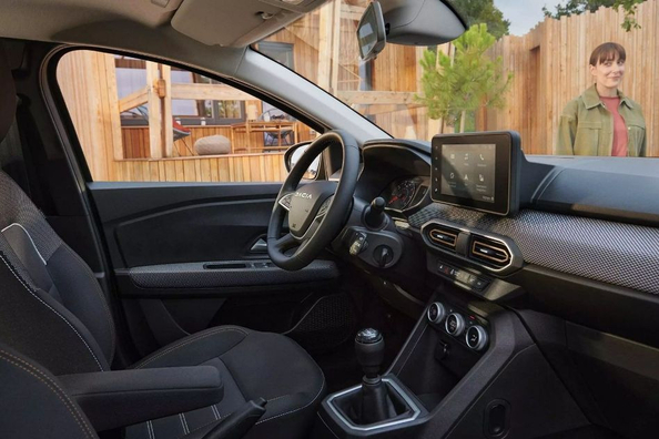Dacia Sandero Stepway tercera generación: hatchback económico Foto 5