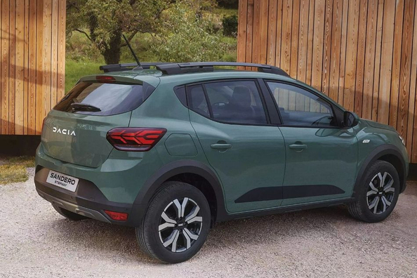 Dacia Sandero Stepway tercera generación: hatchback económico Foto 3