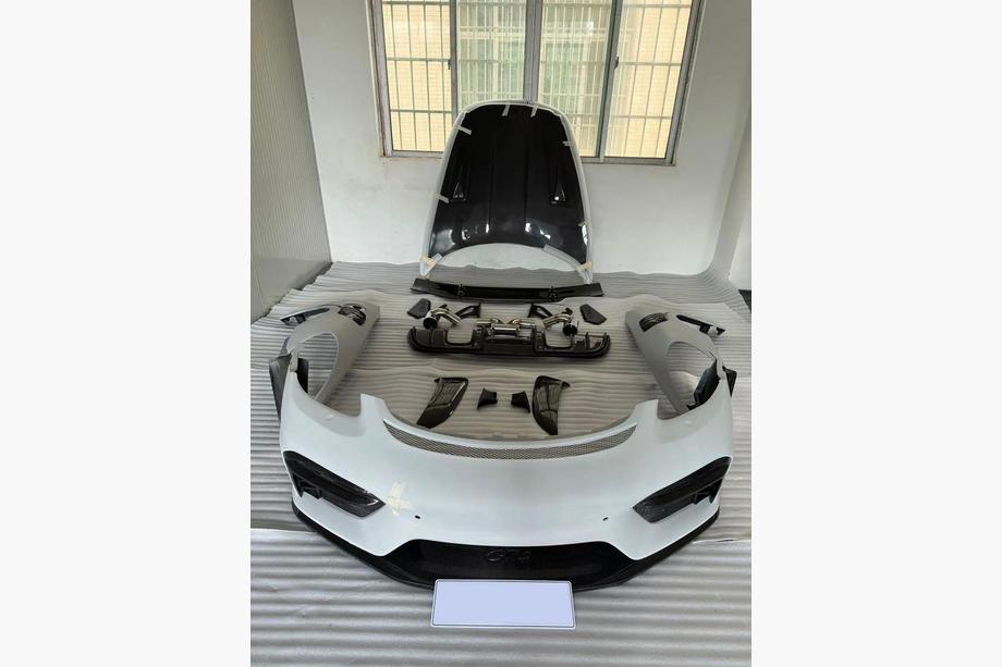 Porsche Boxster/Cayman 982 (718) 2016- Kit de carrocería GT4 (polipropileno + carbono) Image