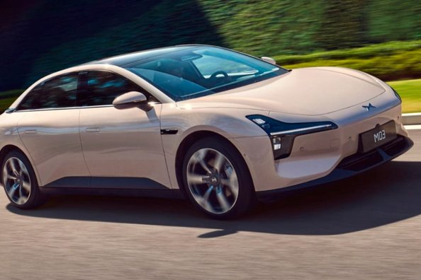 Reseña del XPeng Mona M03: Un nuevo estándar en el segmento de los sedanes eléctricos