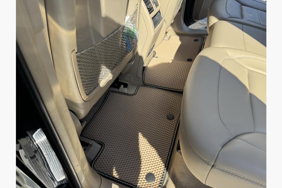 Mercedes GLE/ML class W166 2011-2018 Alfombrillas de Goma Carsuit (Beige) Foto 5