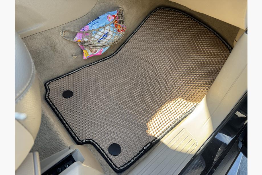 Mercedes GLE/ML class W166 2011-2018 Alfombrillas de Goma Carsuit (Beige) Foto 2