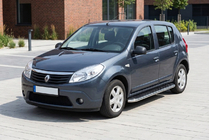 Renault Sandero 2007-2013 Estribos Laterales Maydos V1 (2 uds., Aluminio y Acero Inoxidable) foto 1