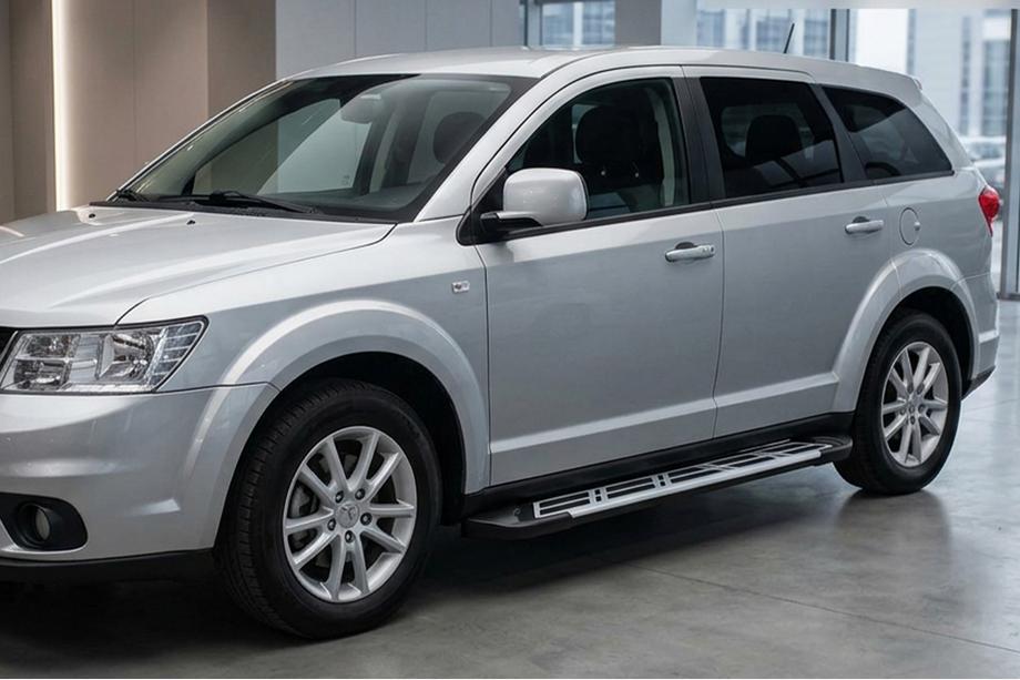 Fiat Freemont 2011-2016 Estribos Laterales Sunrise (2 uds., Aluminio) Image