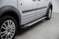 Ford Connect 2006–2009 Estribos Laterales Line (2 uds., Aluminio) foto 1