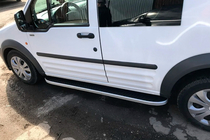 Ford Connect 2006–2009 Estribos Laterales Tayga (2 uds., Aluminio) foto 2