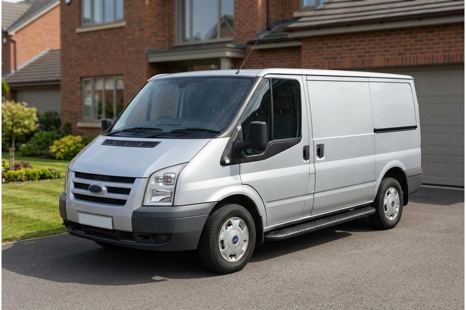 Ford Transit 2000–2014 Estribos Laterales Bosphorus Black (2 uds., Aluminio) Image