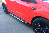 Ford Kuga/Escape 2013-2019 Estribos Laterales Sunrise (2 uds., Aluminio) foto 1