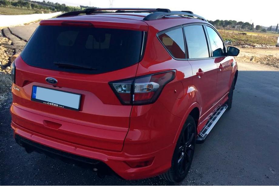 Ford Kuga/Escape 2013-2019 Estribos Laterales Sunrise (2 uds., Aluminio) Con moldura negra en las puertas Foto 18
