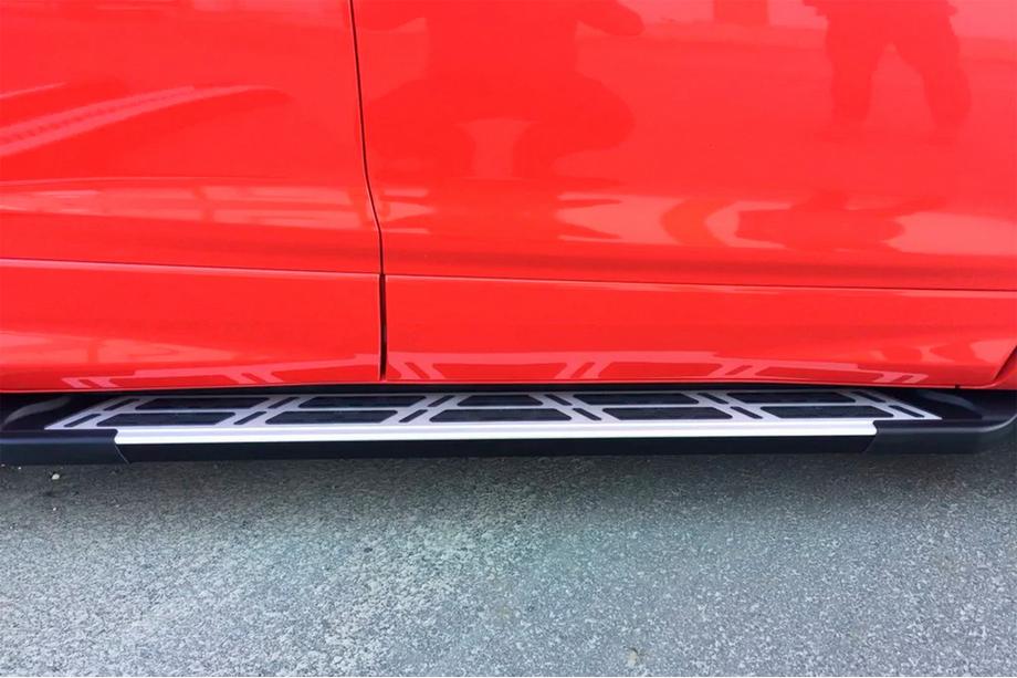 Ford Kuga/Escape 2013-2019 Estribos Laterales Sunrise (2 uds., Aluminio) Con moldura negra en las puertas Foto 7