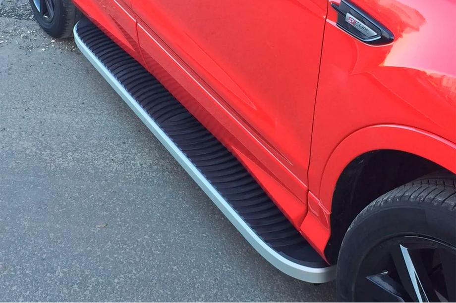 Ford Kuga/Escape 2013-2019 Estribos Laterales Tayga Grey (2 uds., Aluminio) Con moldura negra en las puertas Foto 7