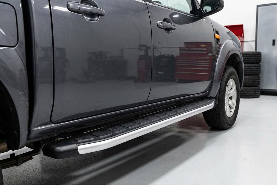 Ford Ranger 2007-2011 Estribos Laterales Fullmond (2 uds, aluminio) Image