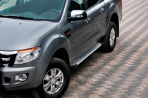 Ford Ranger 2011–2022 Estribos Laterales Allmond Grey (2 uds., Aluminio) foto 1