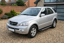 Kia Sorento I BL 2002-2009 Estribos Laterales Duru (2 uds., Aluminio) foto 1