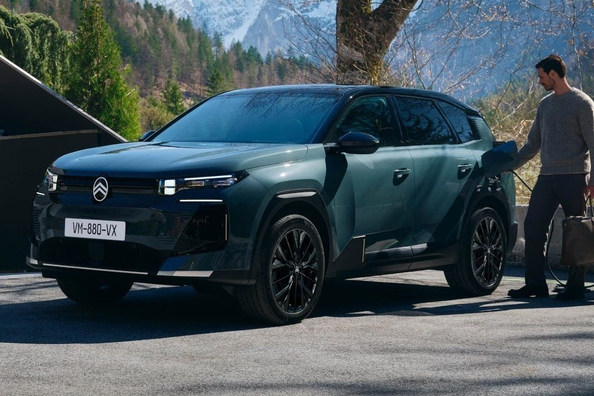 Prueba del Citroën e-C5 Aircross 2025: Comodidad eléctrica de segunda generación Foto 2