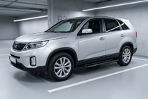 Kia Sorento II XM 2009-2014 Estribos Laterales RedLine Black (2 uds., Aluminio) foto 1