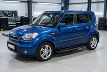 Kia Soul I 2008-2013 Estribos Laterales RedLine Black (2 uds., Aluminio) foto 1