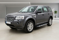 Land Rover Freelander II 2006–2014 Estribos Laterales Sunrise (2 uds., Aluminio) foto 1